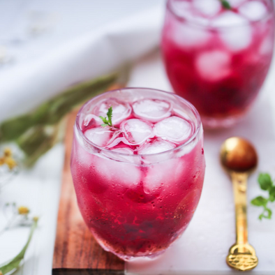 Thirsty Thursday: The Rose´-Berry Spritz